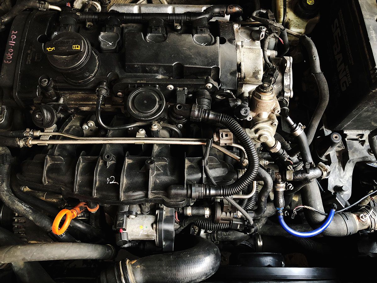 Fuel Line and Pressure Regulator Inspection