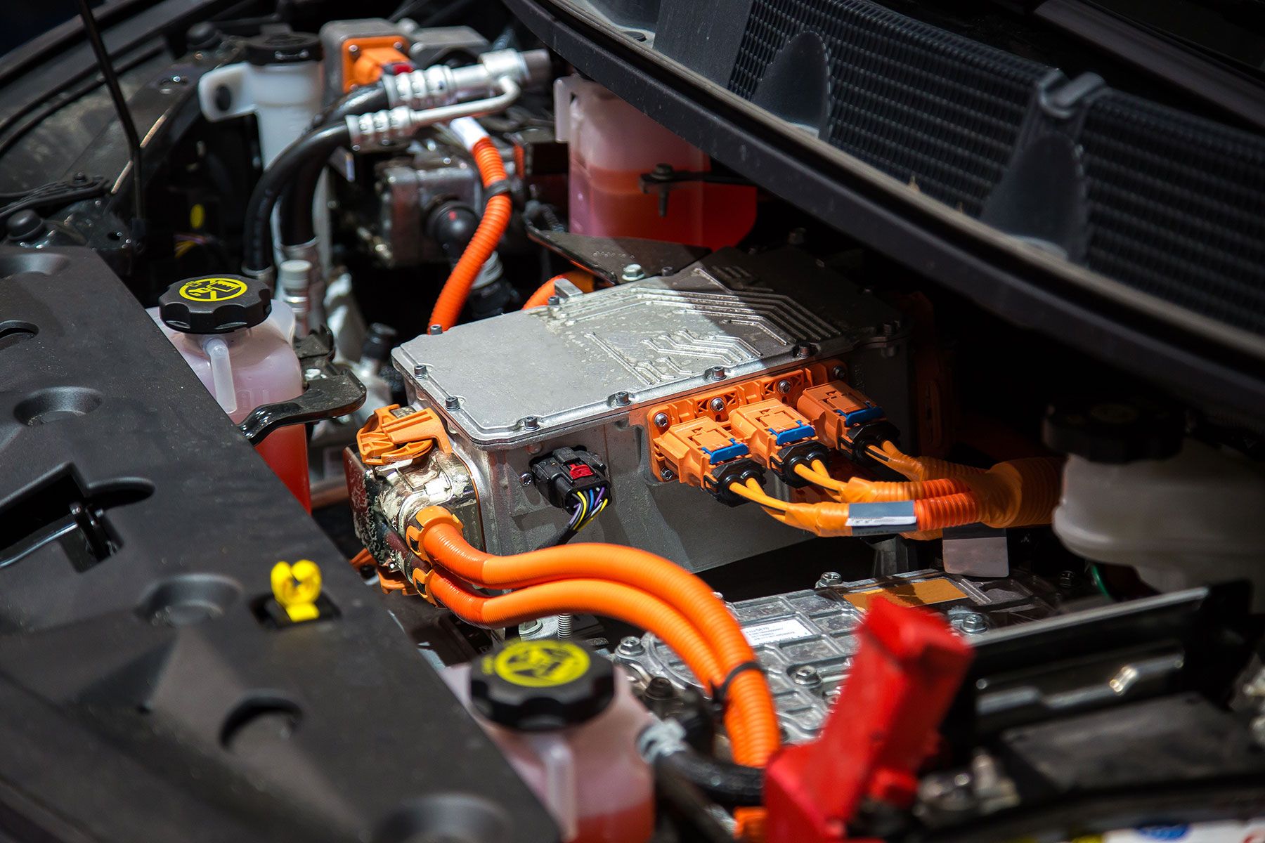 Our Electric Vehicle Services: Expert Care for Modern Needs